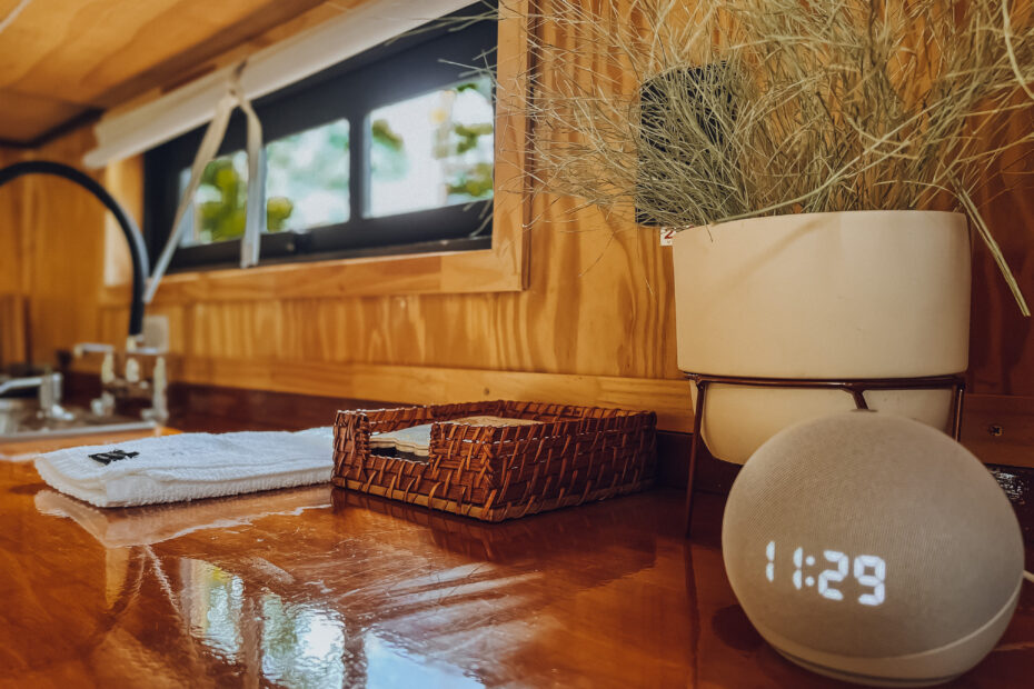 Sky Cabin - Alexa para curtir nossa playlist - LUTS Chalés e se encante com as melhores cabanas do Brasil e de Gonçalves