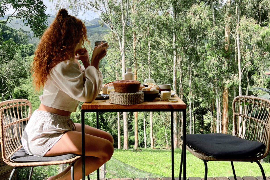 Sky Cabin - Um café da manhã com uma vista deslumbrante - LUTS Chalés e se encante com as melhores cabanas do Brasil e de Gonçalves